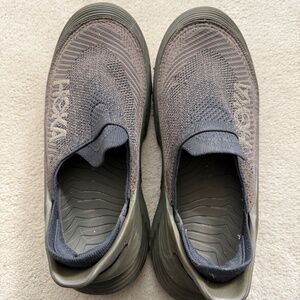 Hoka Restore TC size 9